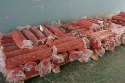 De ce să folosiți cauciucul siliconic pentru izolatoarele compozite